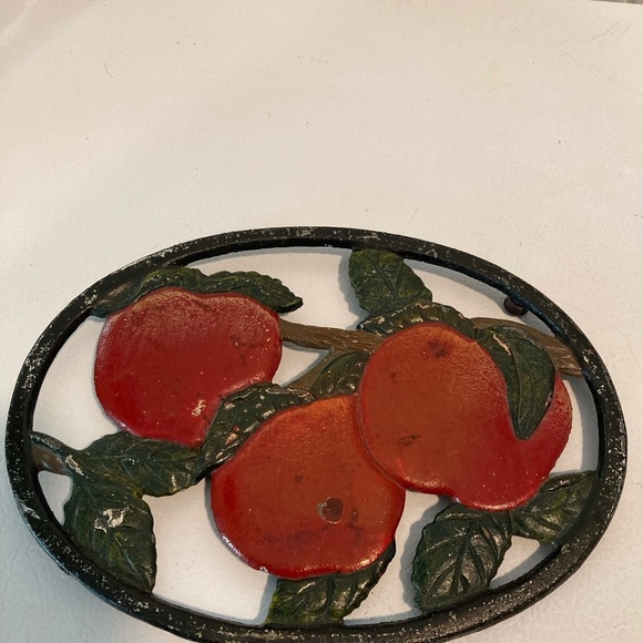 Unbranded Fall Apple Cast Iron Trivet Or Wall Hanging Vintage Apple Design - Picture 12 of 12
